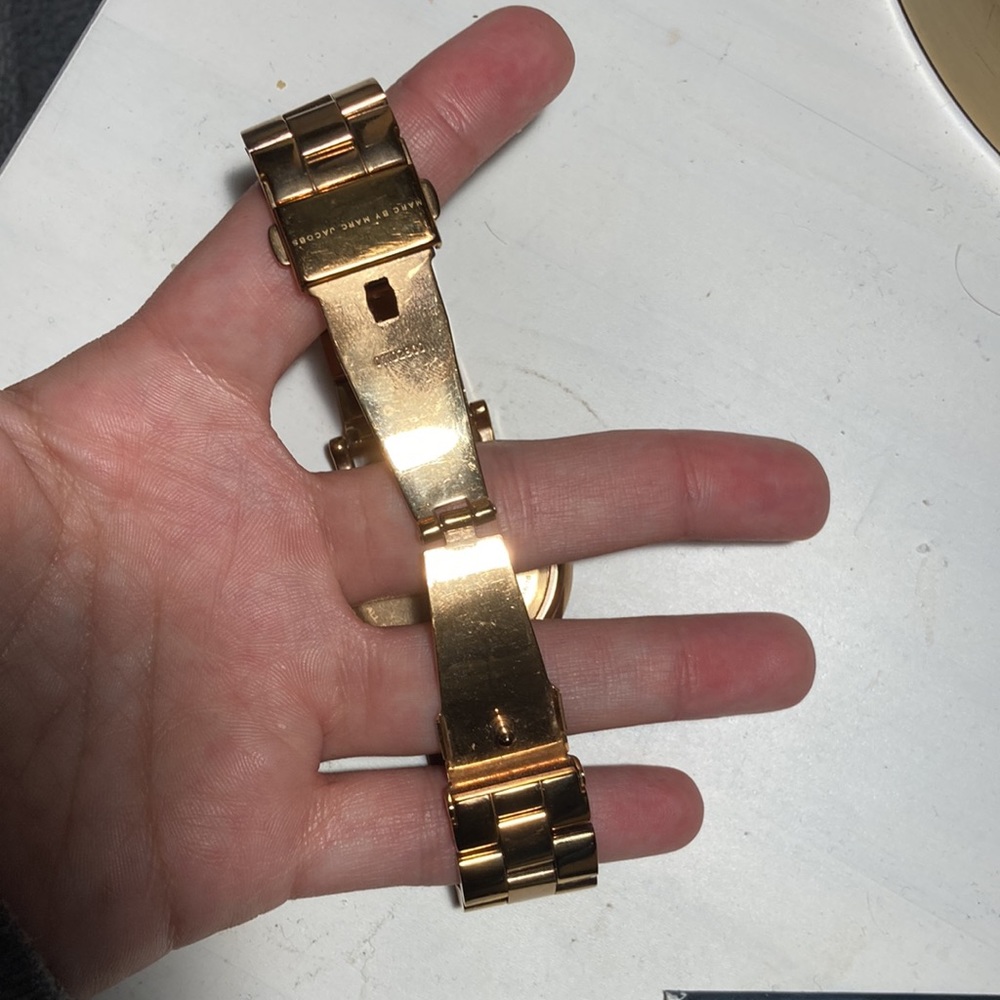 Gold Marc Jacobs Watch - Picture 2 of 4